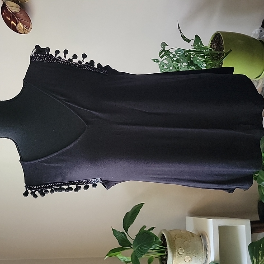 Black Sleeveless Top